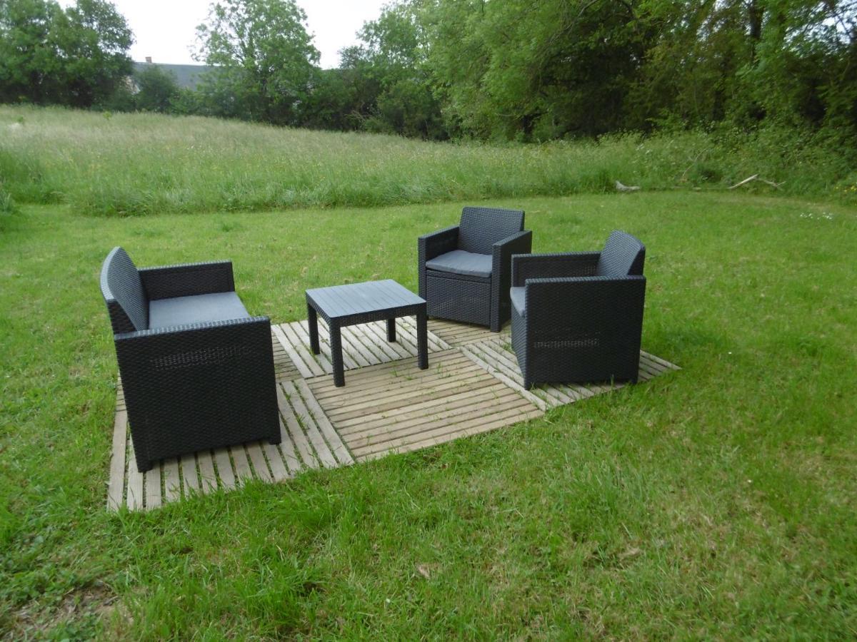 Bed and Breakfast La Bicyclette Bleue Montpinchon Exterior foto