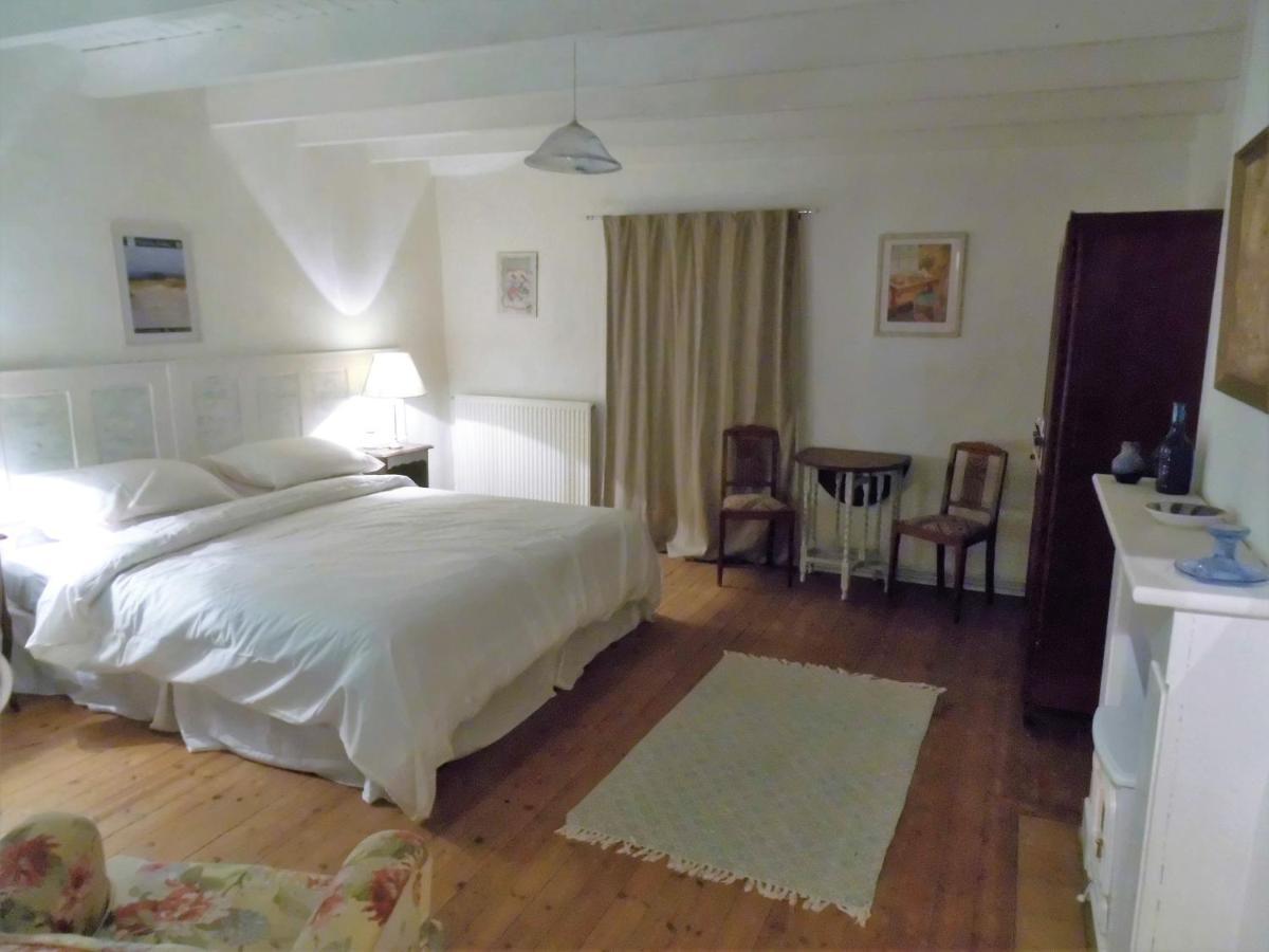 Bed and Breakfast La Bicyclette Bleue Montpinchon Exterior foto
